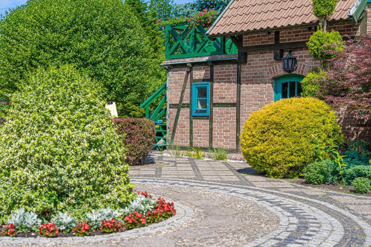 Hotel Spa Srebrny Dzwon Kadyny Exterior photo
